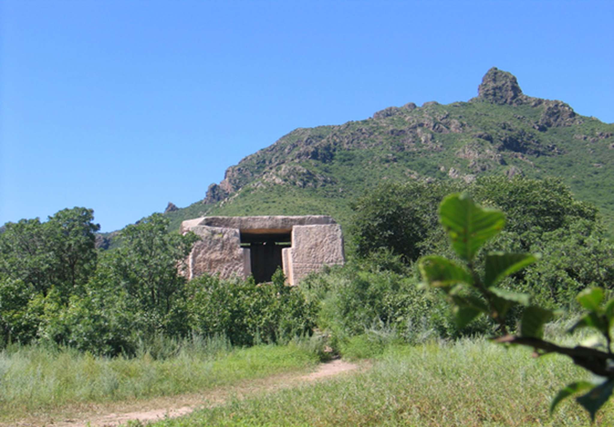 石房风景区